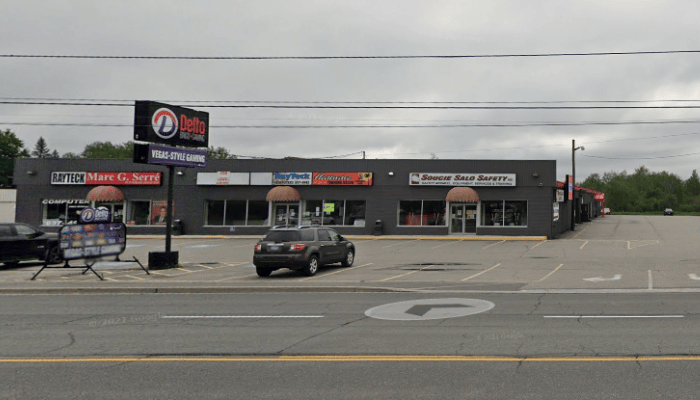 Delta Bingo and Gaming Caron outside